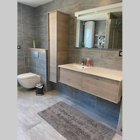 Apartmán De Adrien Garage Prive