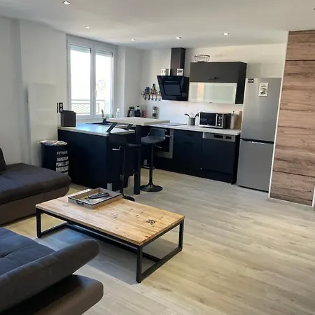 Apartmán De Adrien Garage Prive Charleville-Mézières